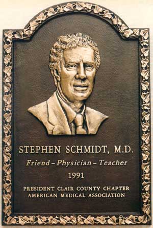 3D Bas Relief Plaques, Custom plaques by Bronze Memorials only sells the highest quality products, customized bronze plaques and full color custom photo plaques 